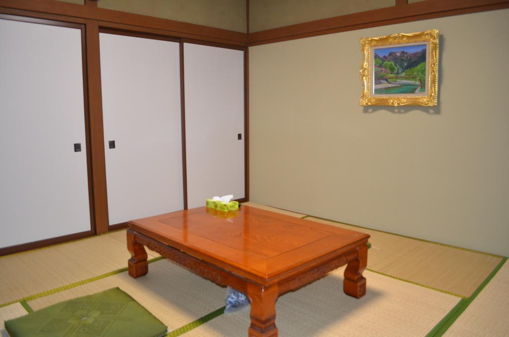 Guesthouse Tomoshibi มัตสึโมโตะ ภายนอก รูปภาพ