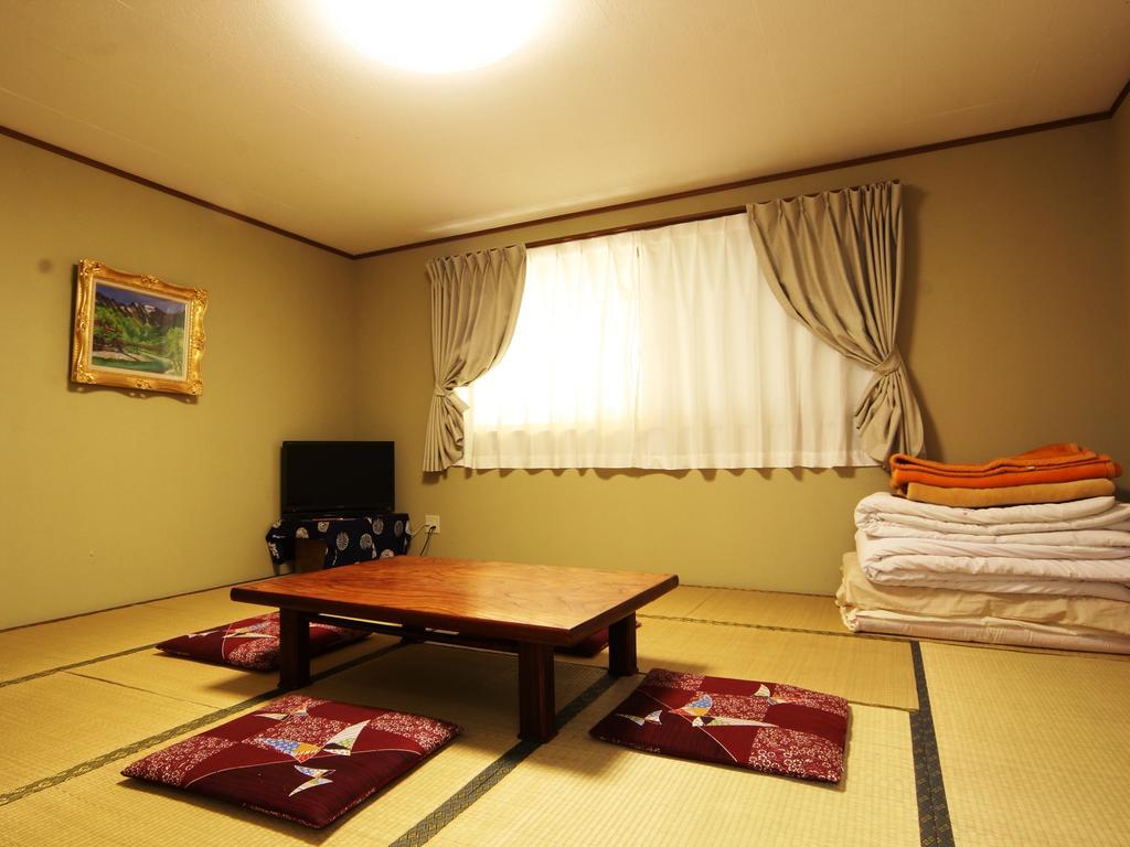 Guesthouse Tomoshibi มัตสึโมโตะ ภายนอก รูปภาพ